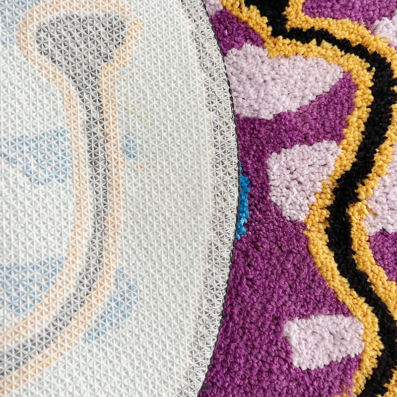 Avatar Smiley Tufted Rug