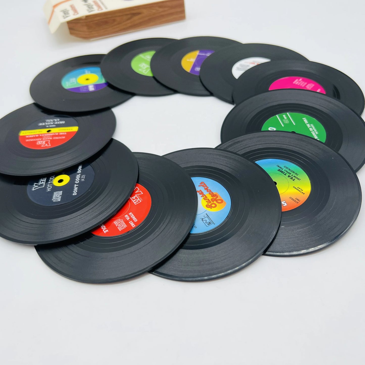 Vinyl Record Coaster Record Decorative Wall Retro CD Table Mat Creative Home Accessories Gifts for Men and Women