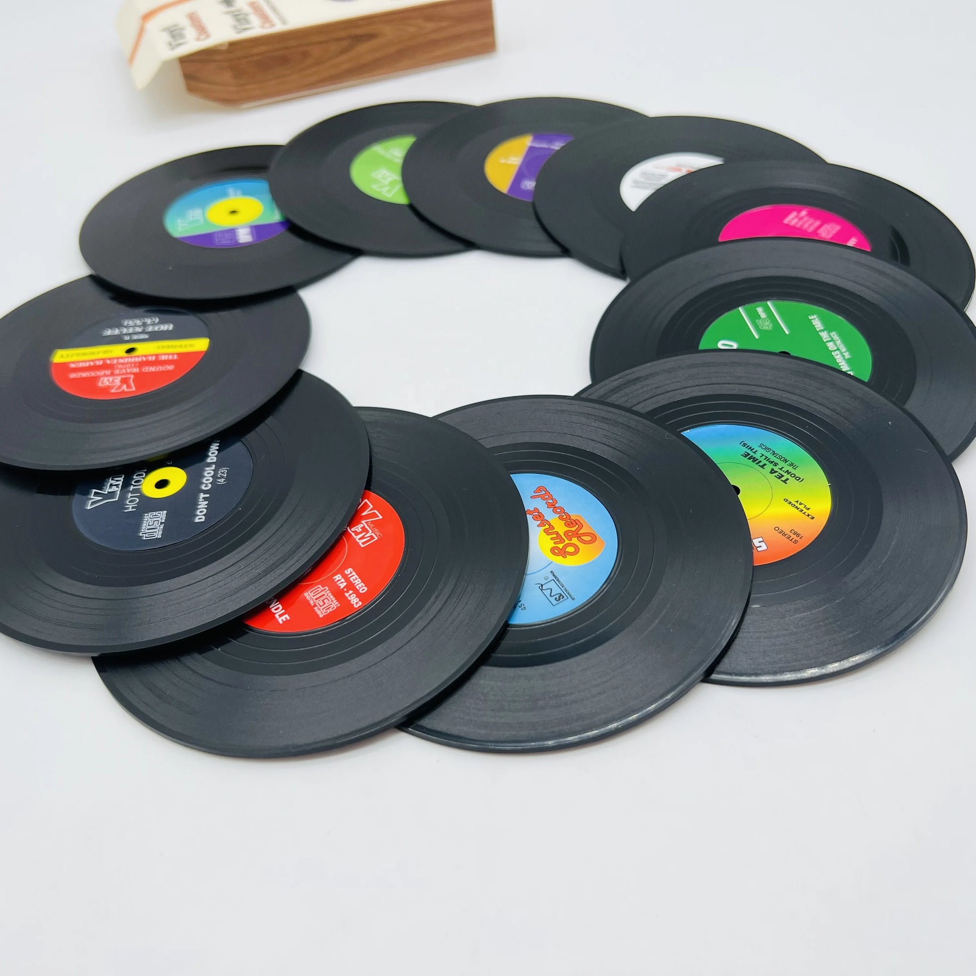 Vinyl Record Coaster Record Decorative Wall Retro CD Table Mat Creative Home Accessories Gifts for Men and Women